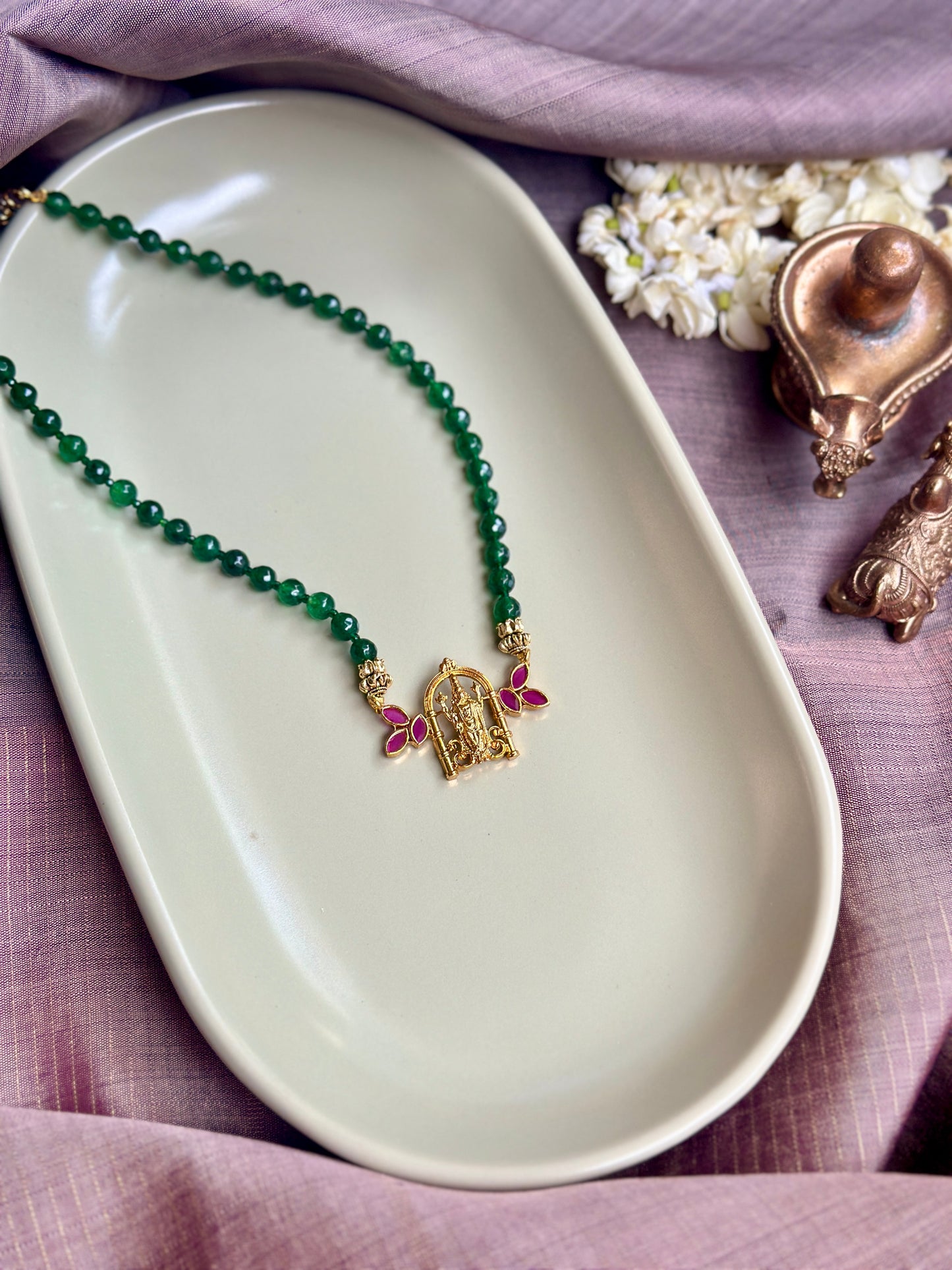 Divine Antiques - Amba