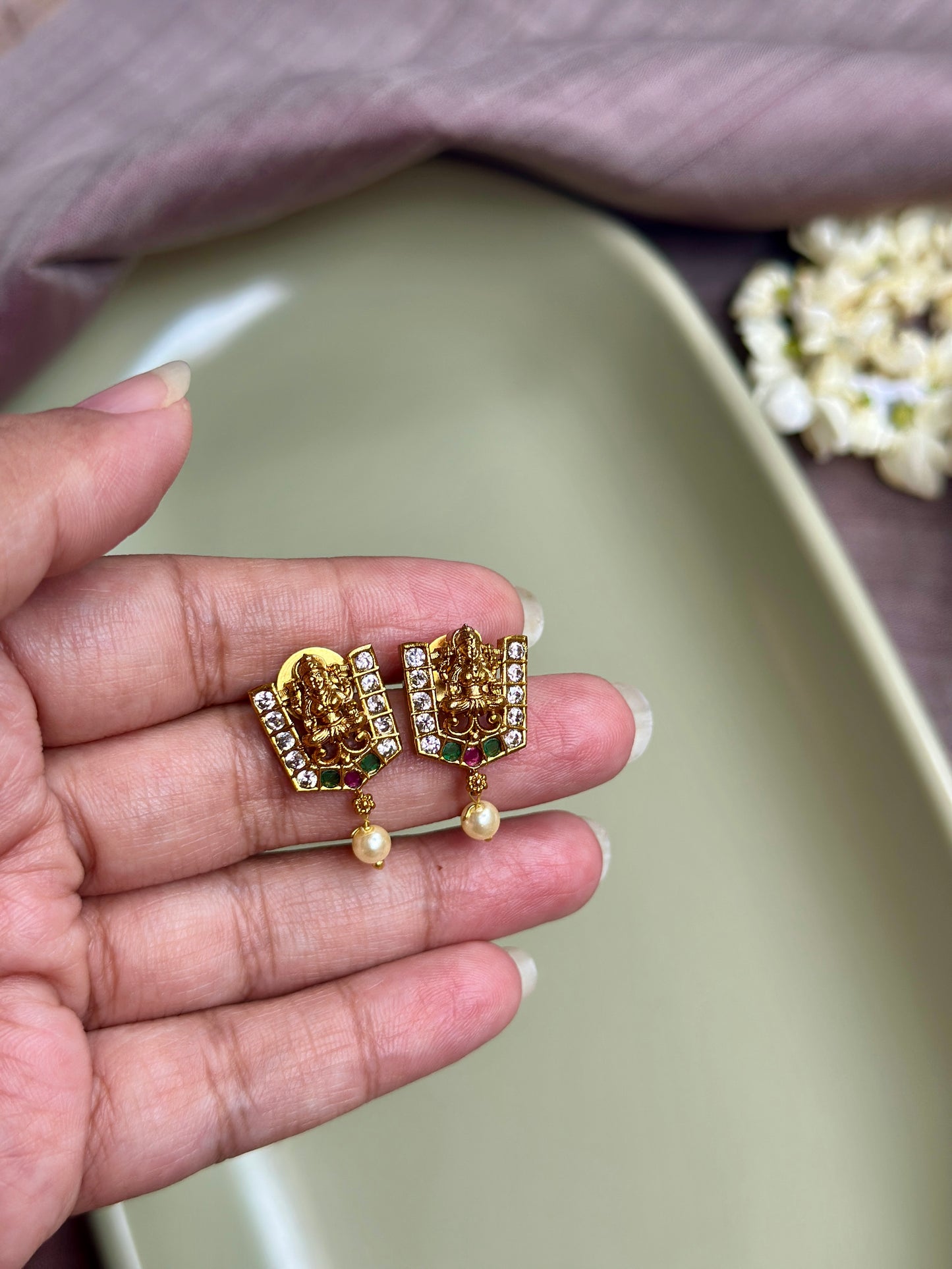 Divine Antiques - Yamuna