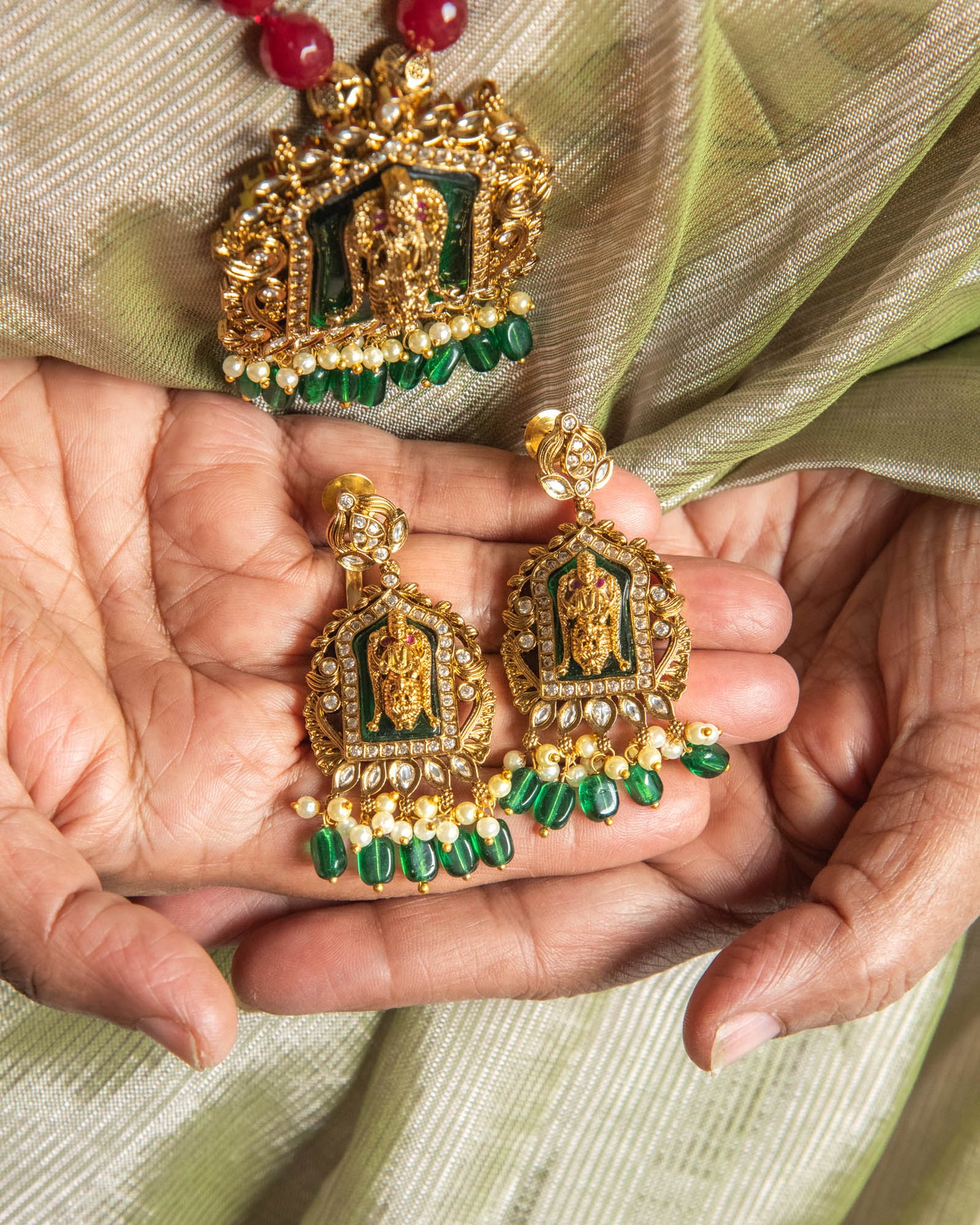 Divine Antiques - Govind