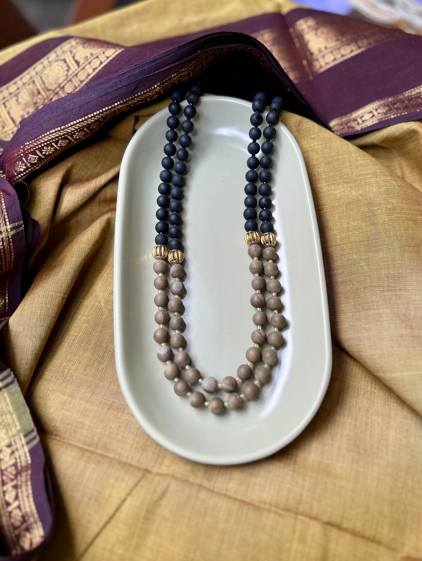 Dvita - Khakhi