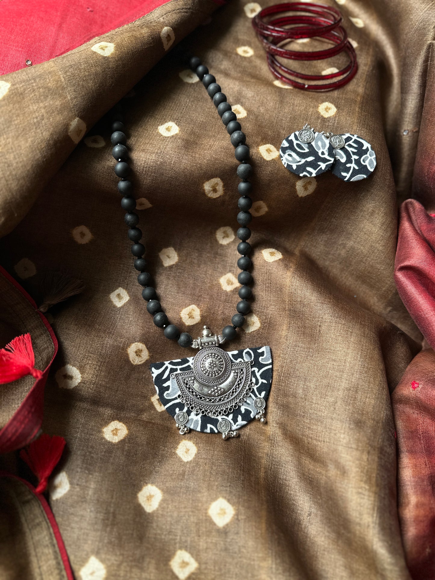 Amukti - Batik