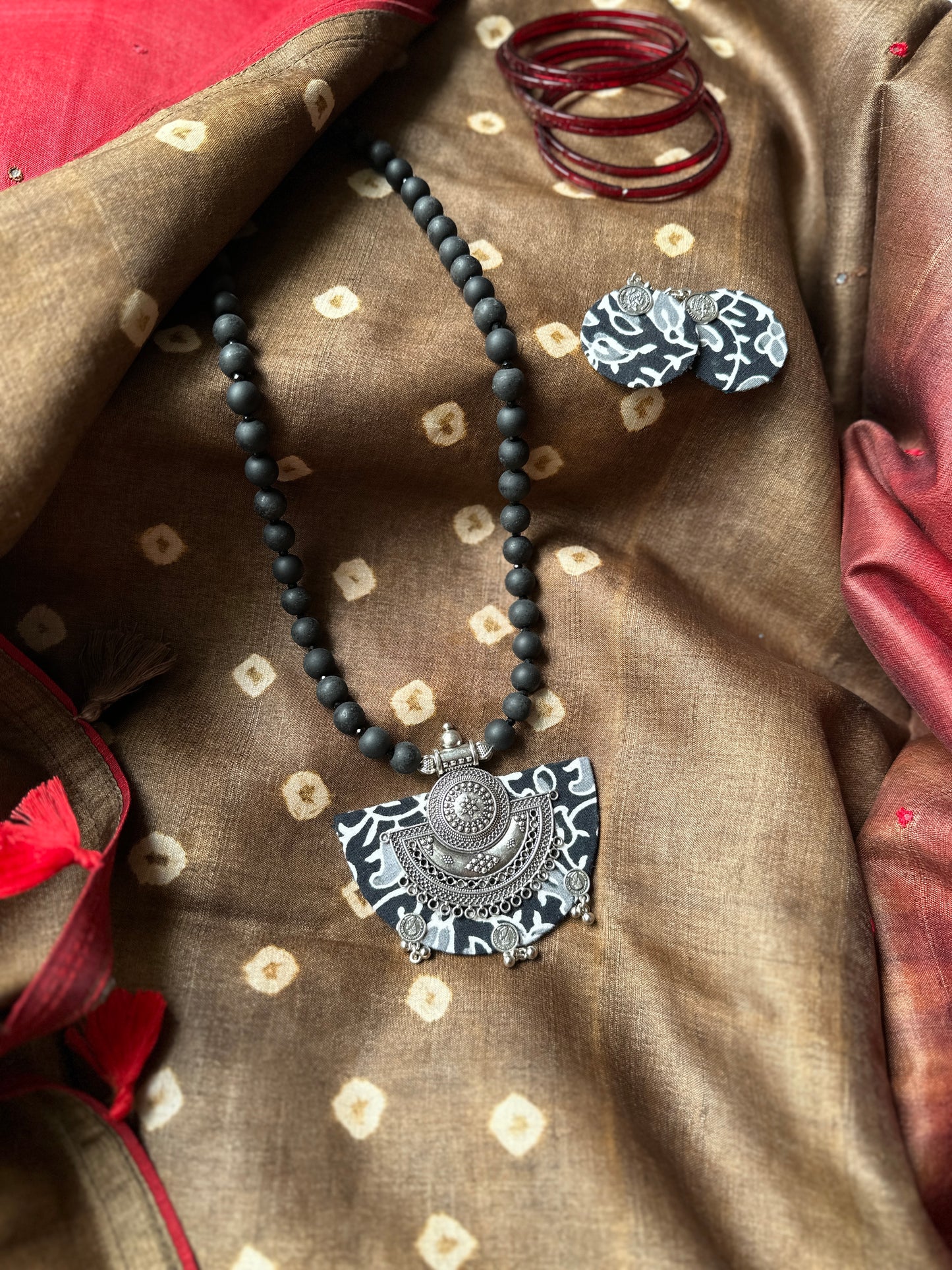 Amukti - Batik