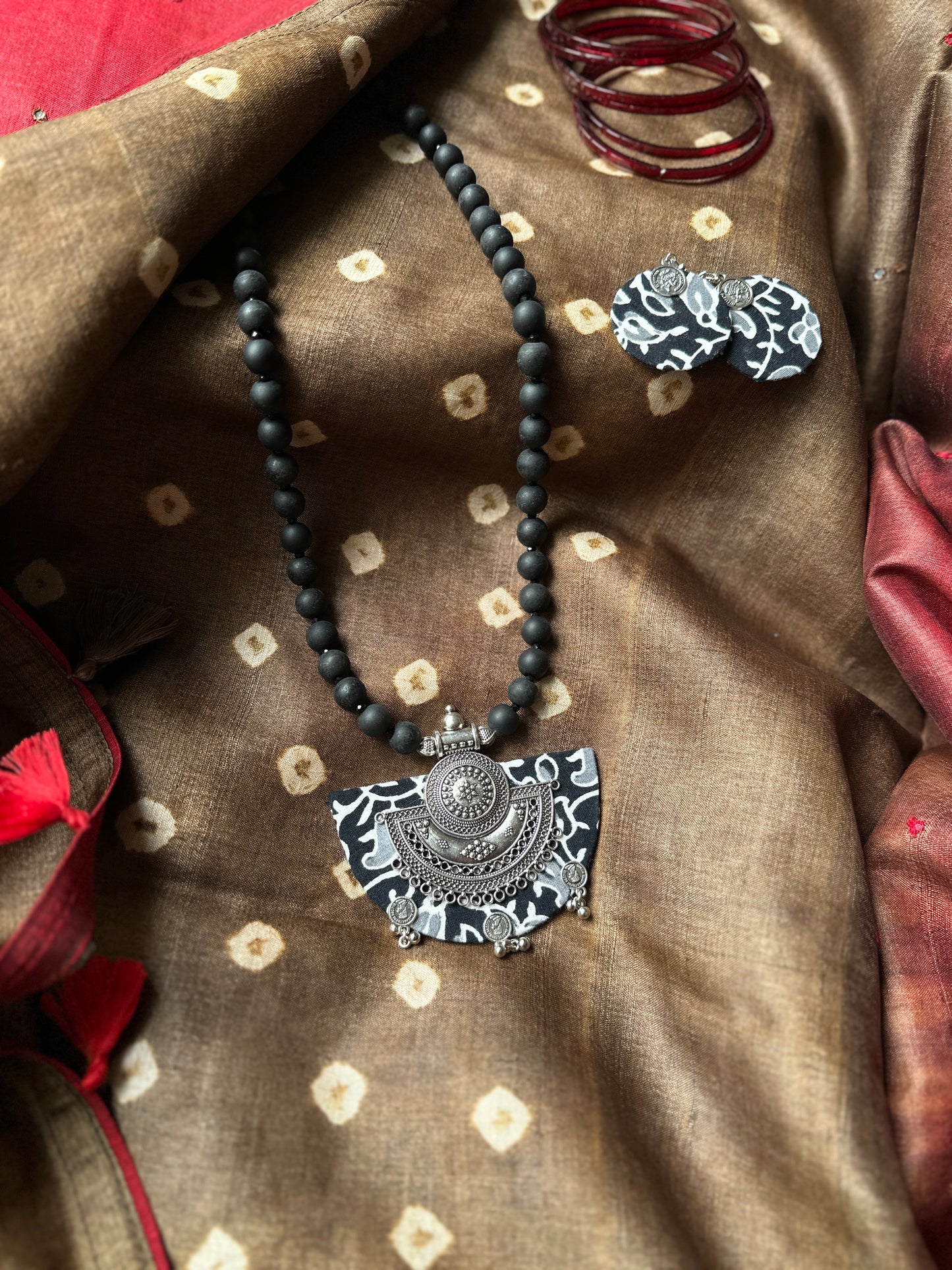 Amukti - Batik
