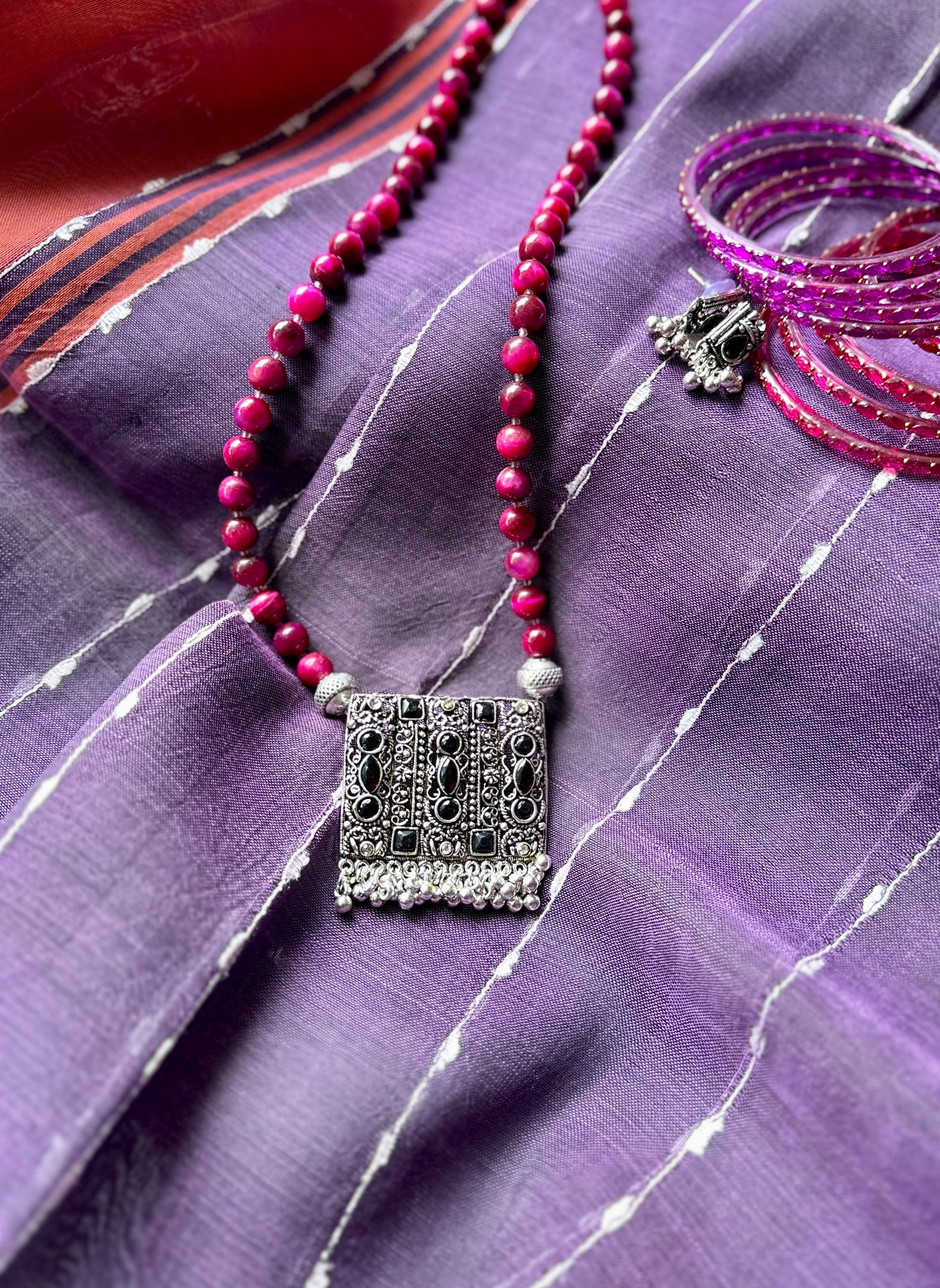 Bagh Pendant Necklace - Pink