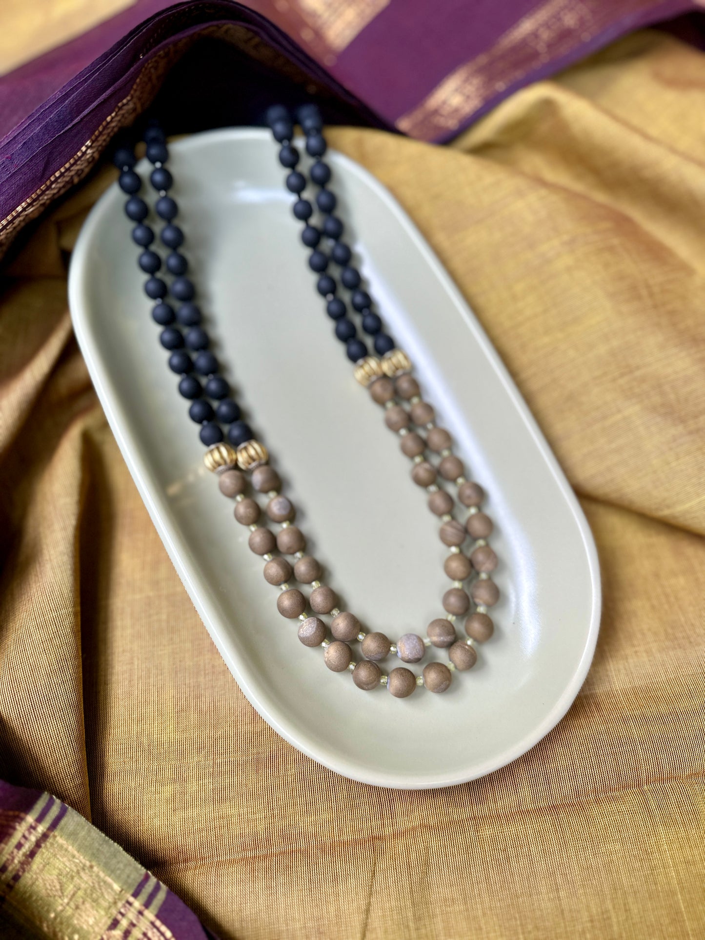 Dvita - Khakhi
