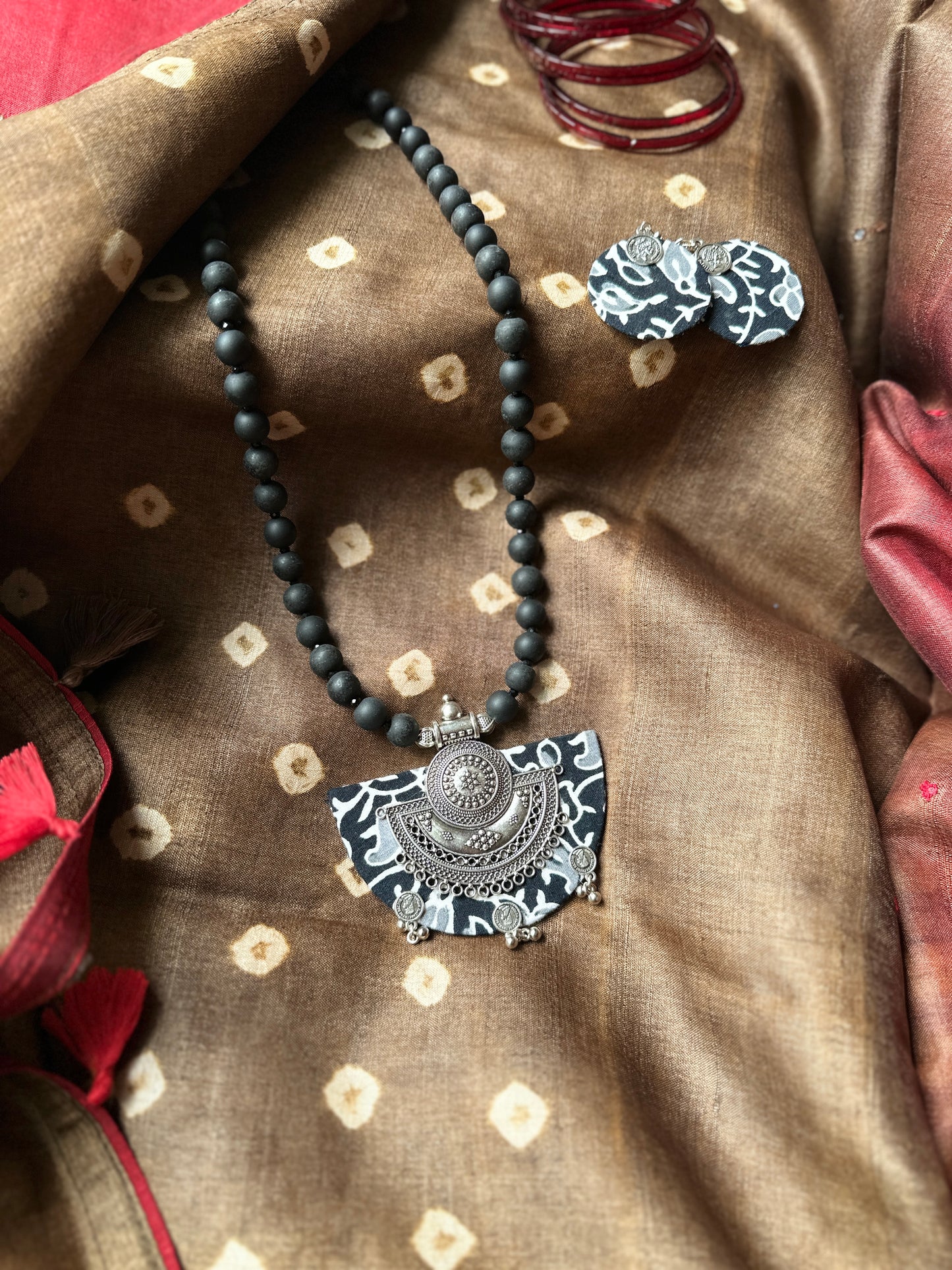 Amukti - Batik