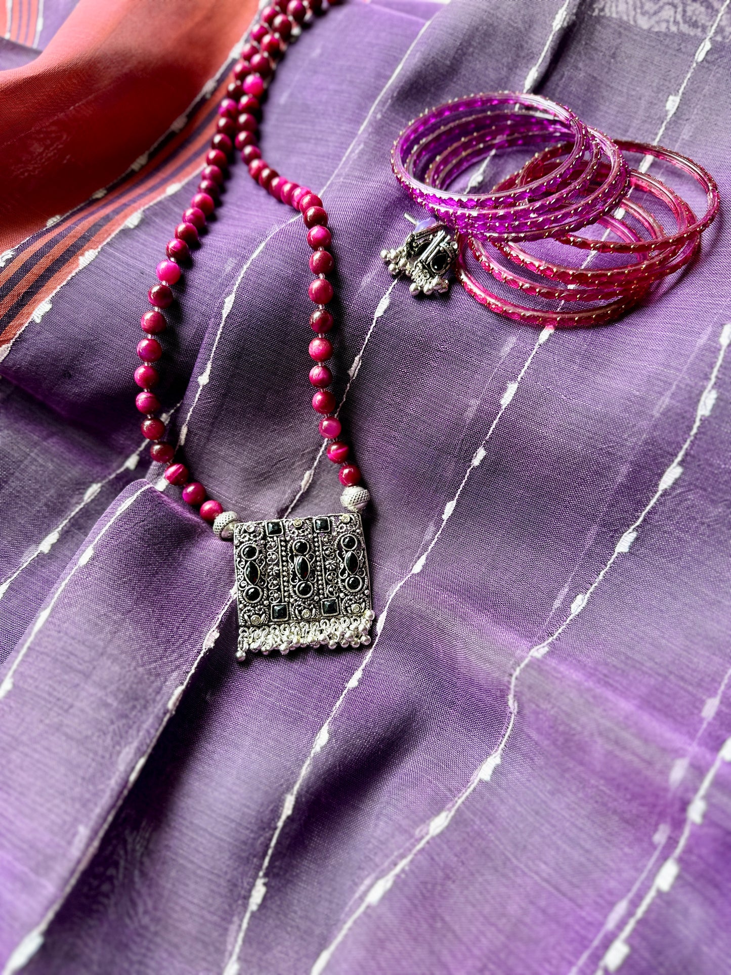 Bagh Pendant Necklace - Pink