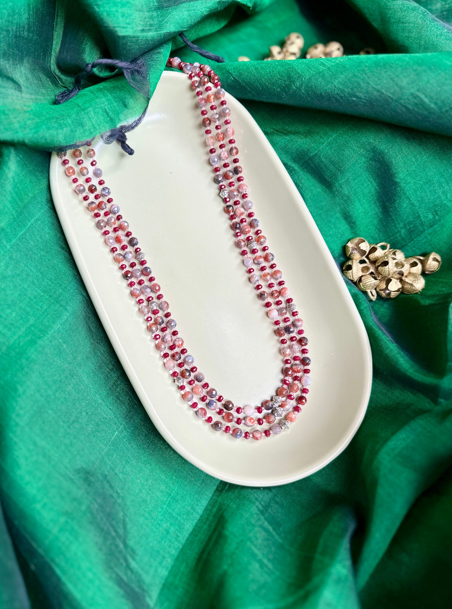 Trayee - Woods