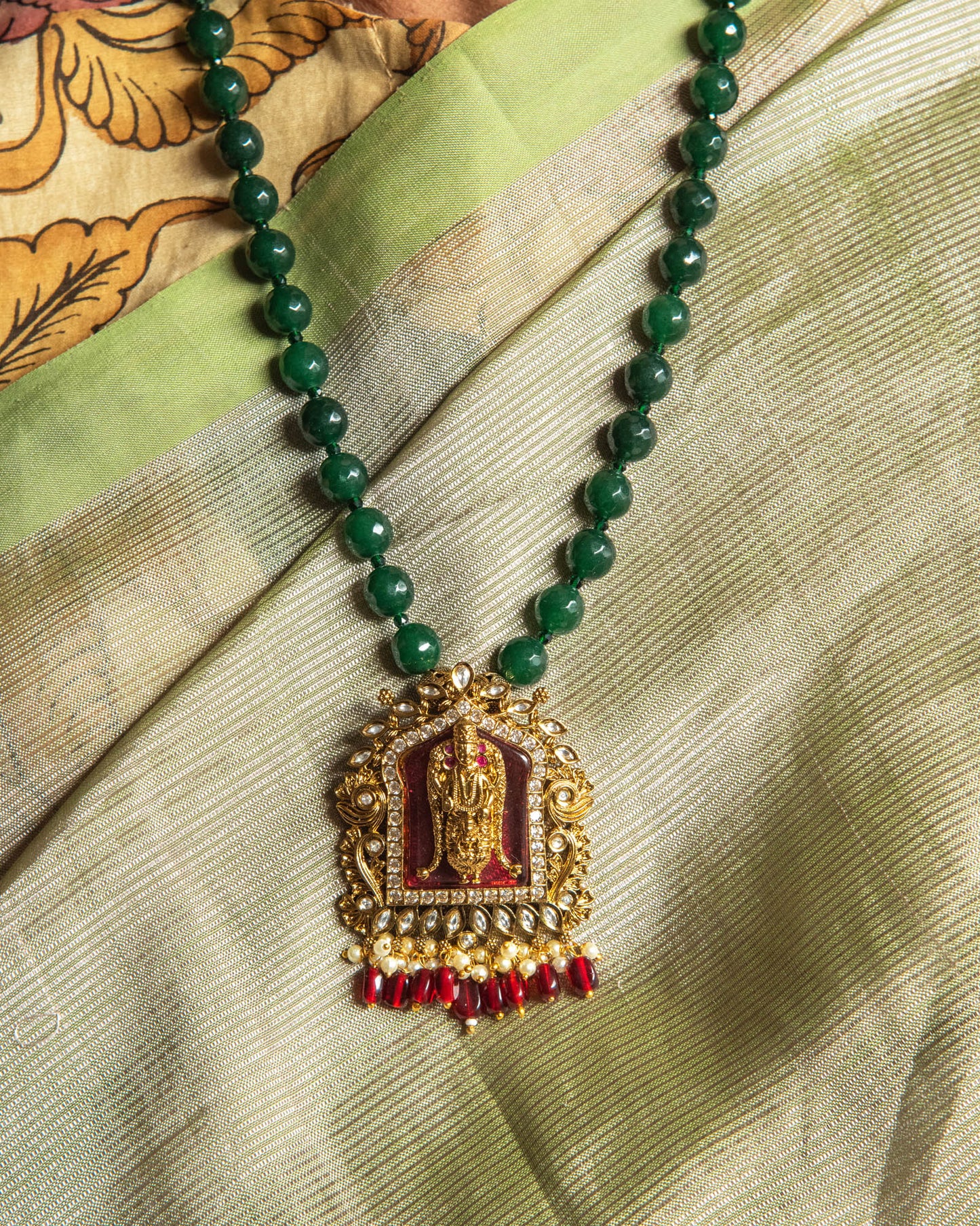 Divine Antiques - Govind