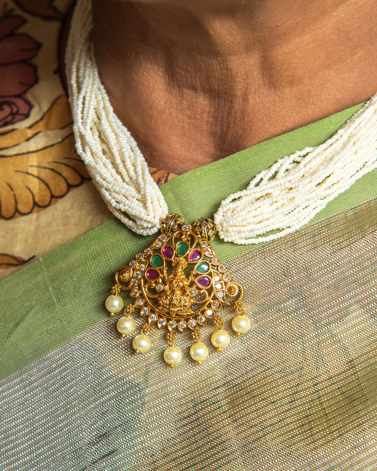 Divine Antiques - Pearl Devi