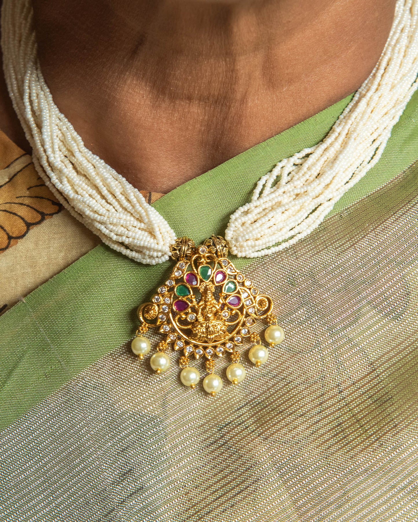 Divine Antiques - Pearl Devi