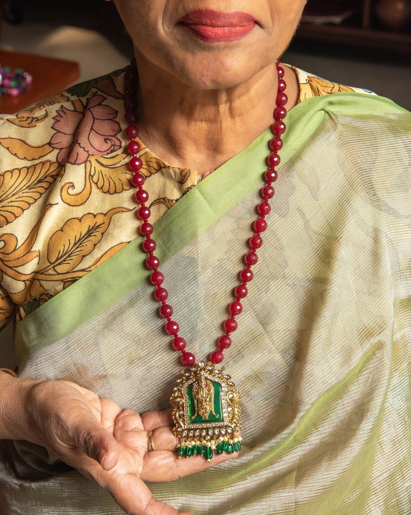 Divine Antiques - Govind