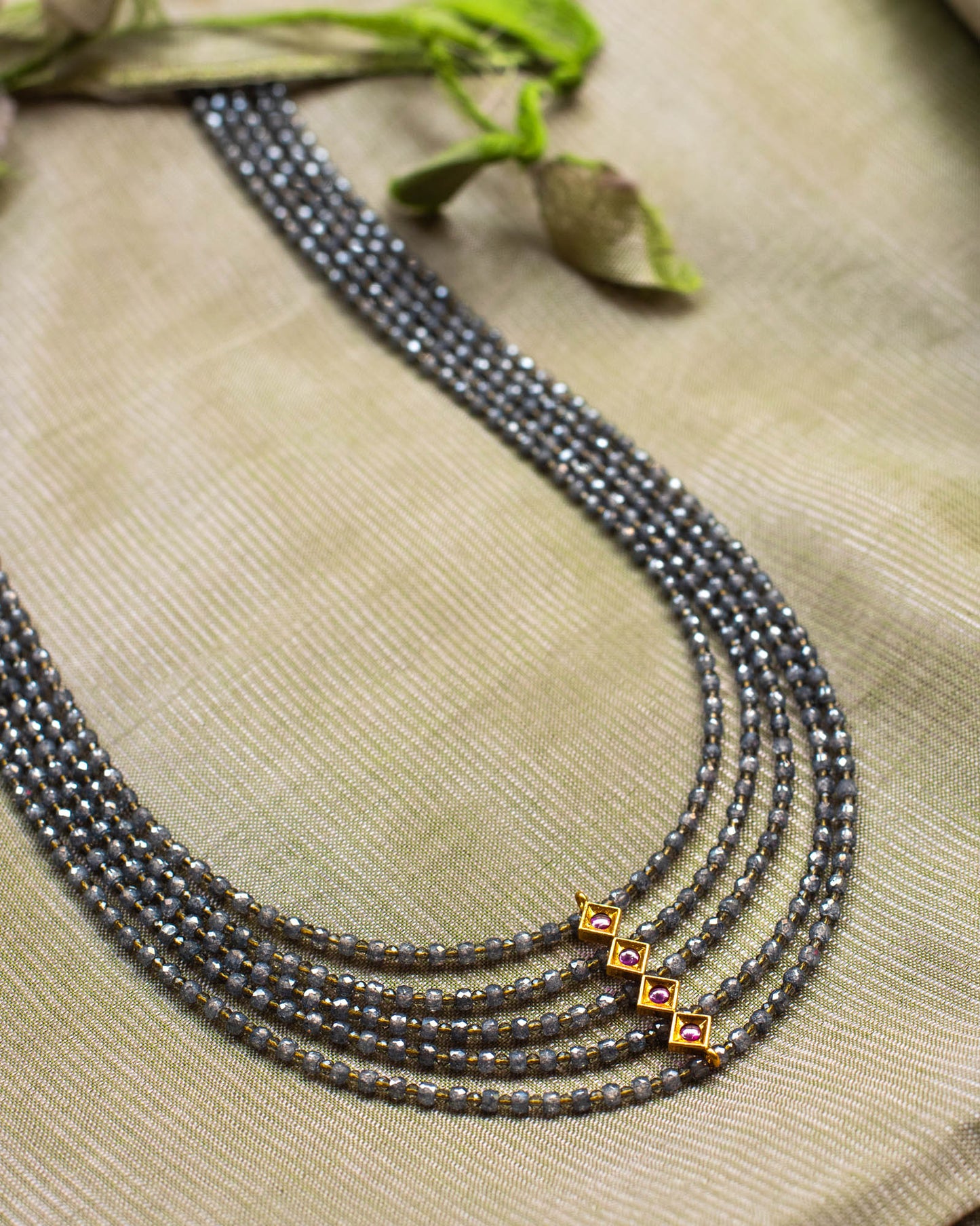 Aatreyi 2.0 - Grey